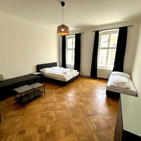 Katerina's Downtown Апартаменты *